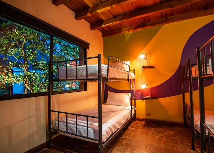Yes Please! Hostel Antigua