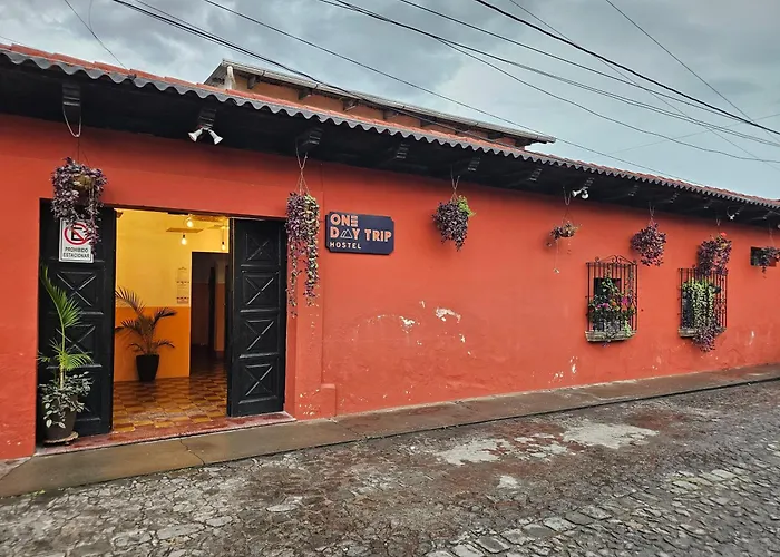 One Day Trip Hostel Antigua